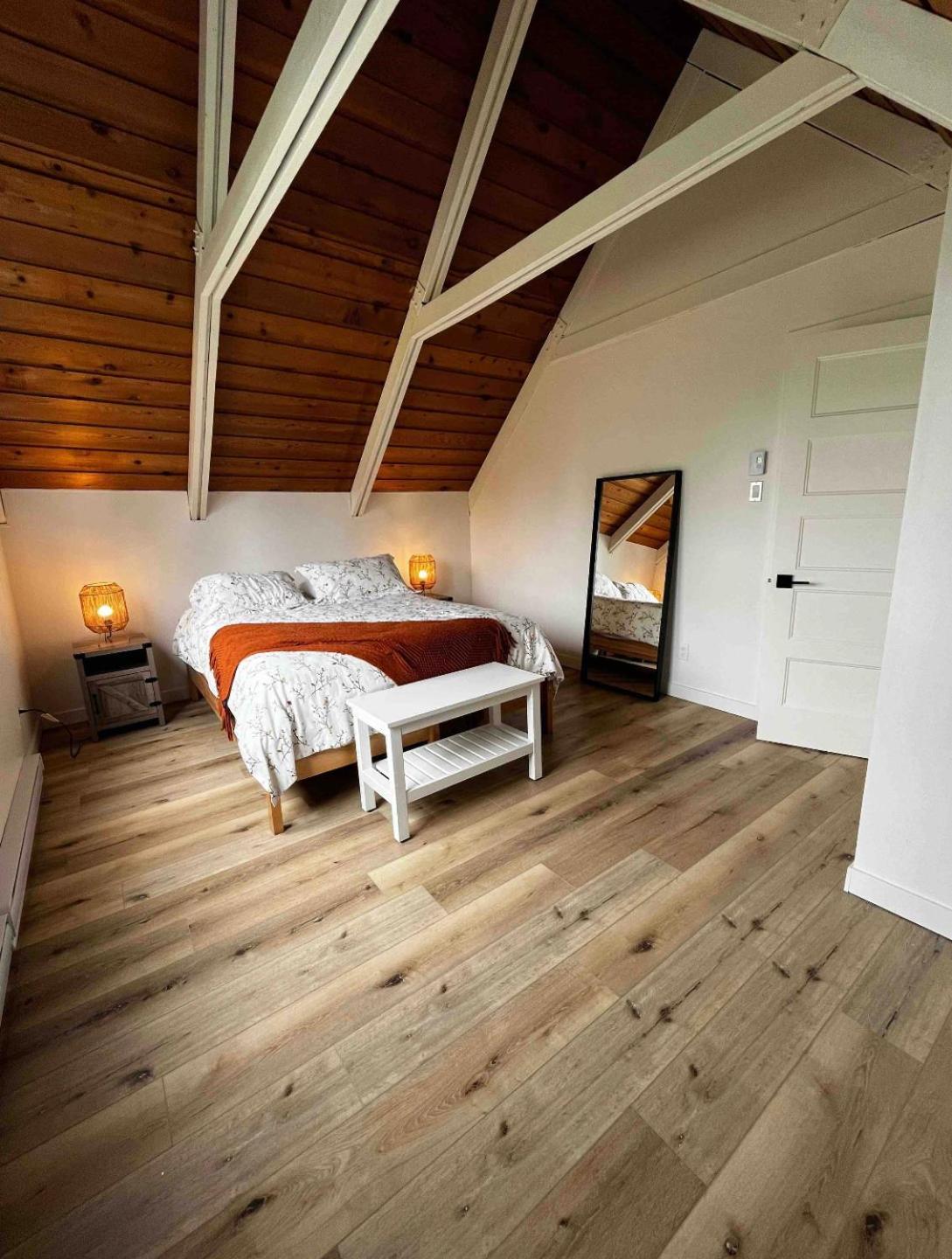Chalet Mont Sainte-Anne ボーブレ エクステリア 写真