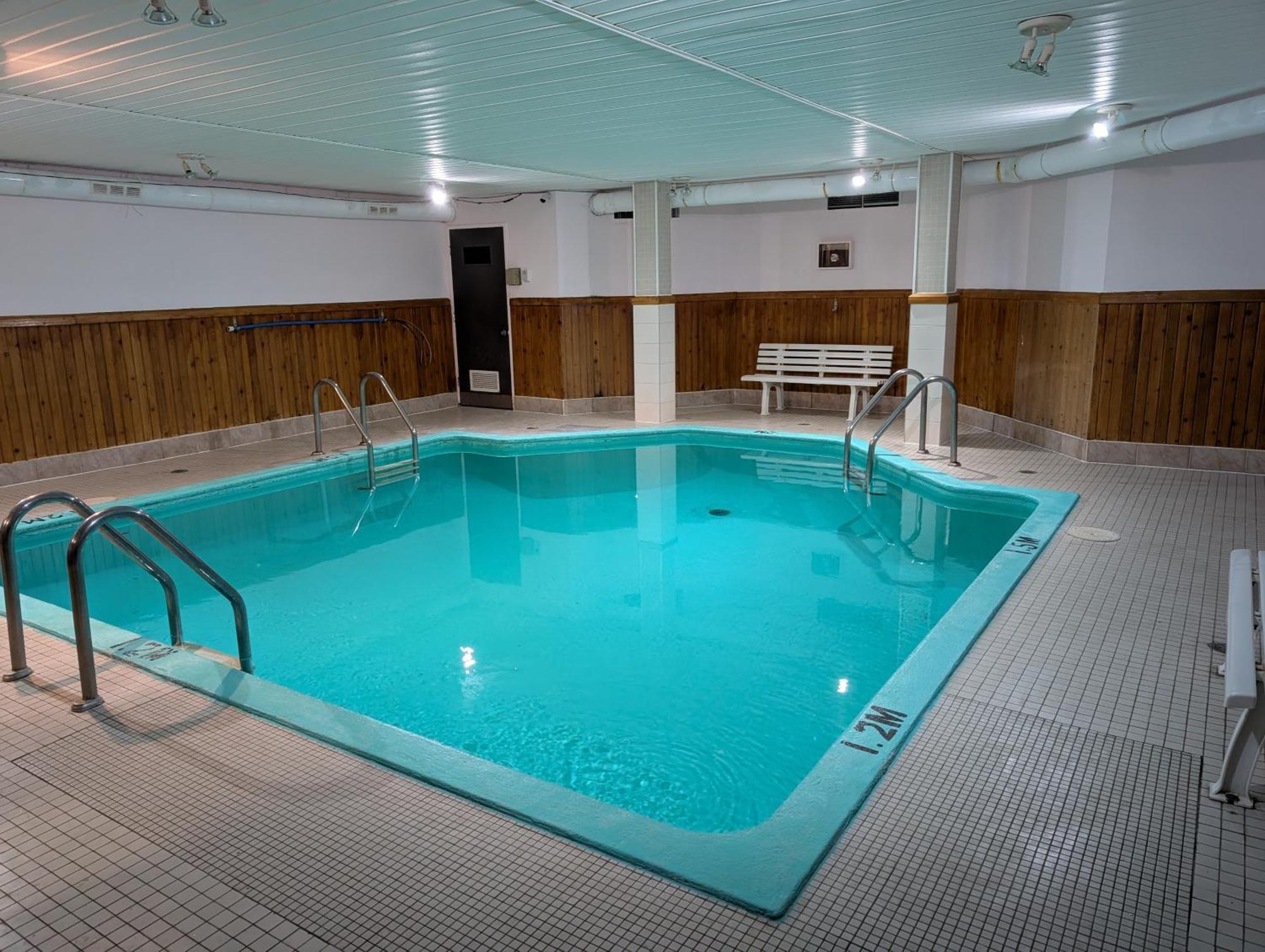 Chalet Mont Sainte-Anne ボーブレ エクステリア 写真